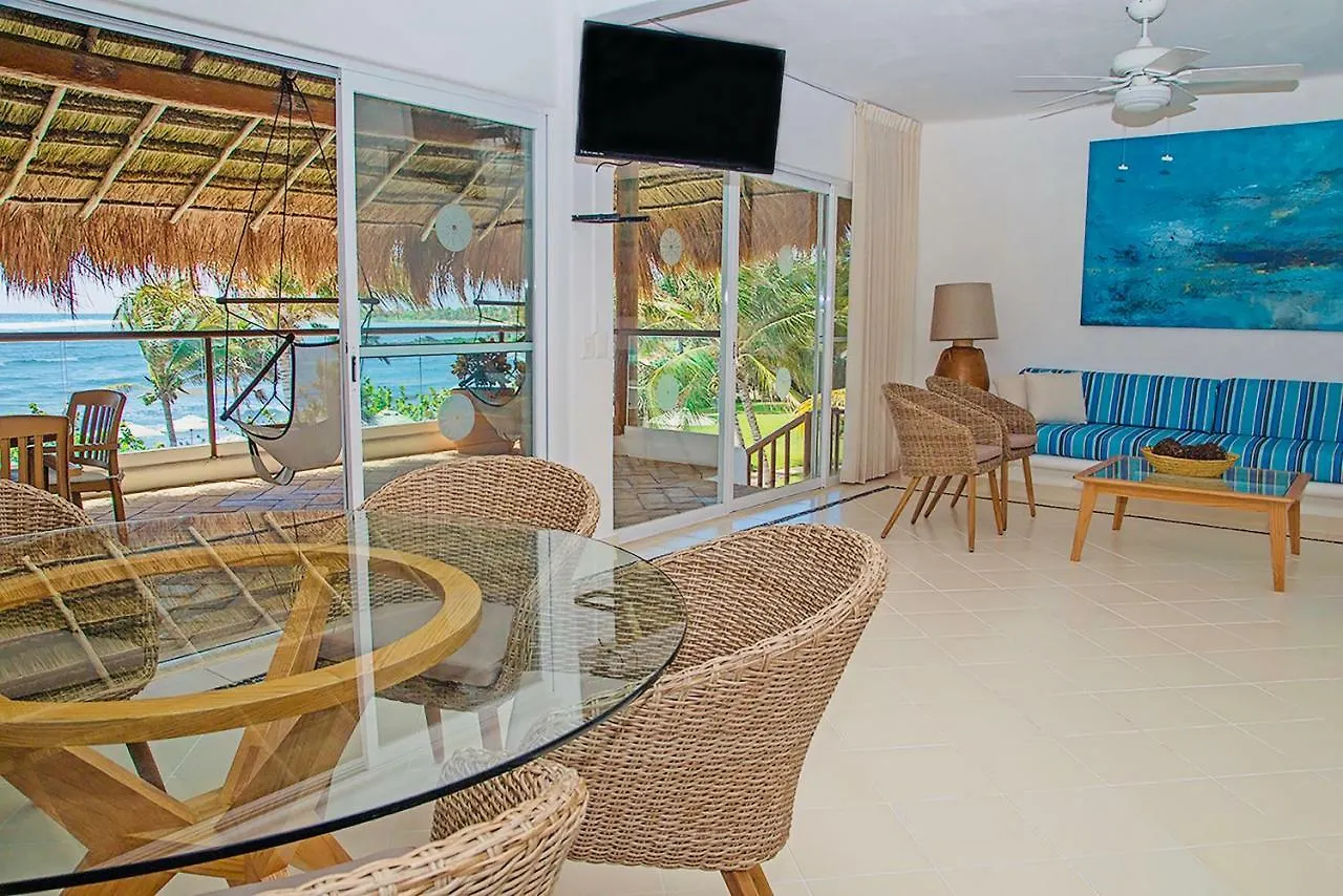 טולום Las Villas Akumal 108 3 Bedroom Beachfront Second Floor Home